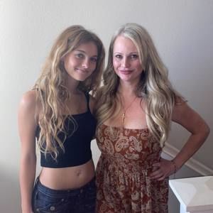 Meet your Posher, Valerie